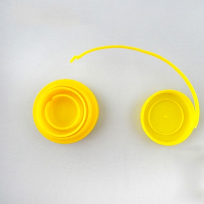 Salad oil bottle cap ...